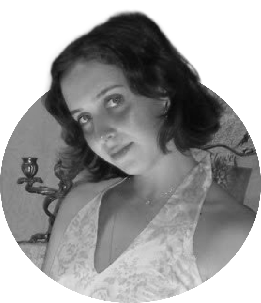 Nicole - Art and Design specialist at Our Home Studio